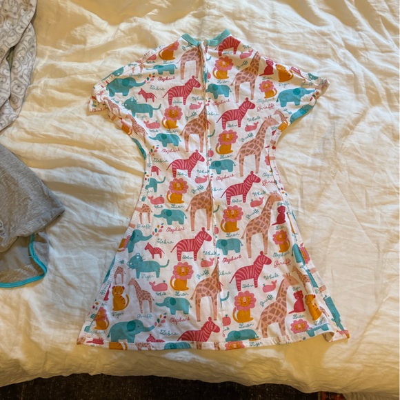 NWOT Zipadee-Zip Colorful Animal Print Baby Onesie sleep sack - Picture 1 of 3